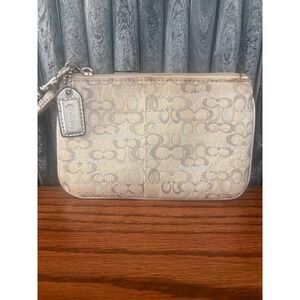 Coach Signature C Jacquard Wristlet Silver Champagne Metallic Leather Trim Small